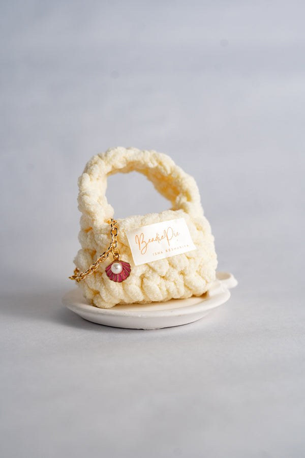 Snow White Crochet Bag