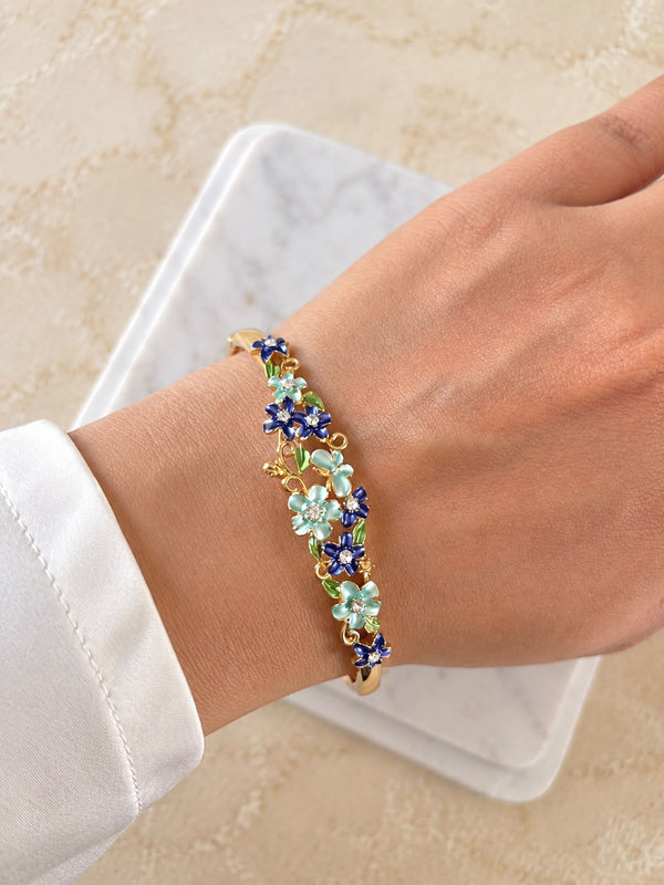 Blue Daisy Bracelet